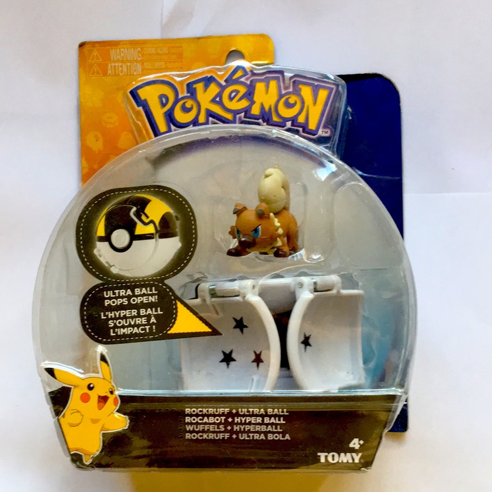 Pokémon Rockruff + Ultraball Brand New Tomy Brand